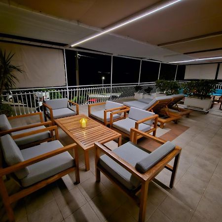 Apartments Gabi โอมิช ภายนอก รูปภาพ
