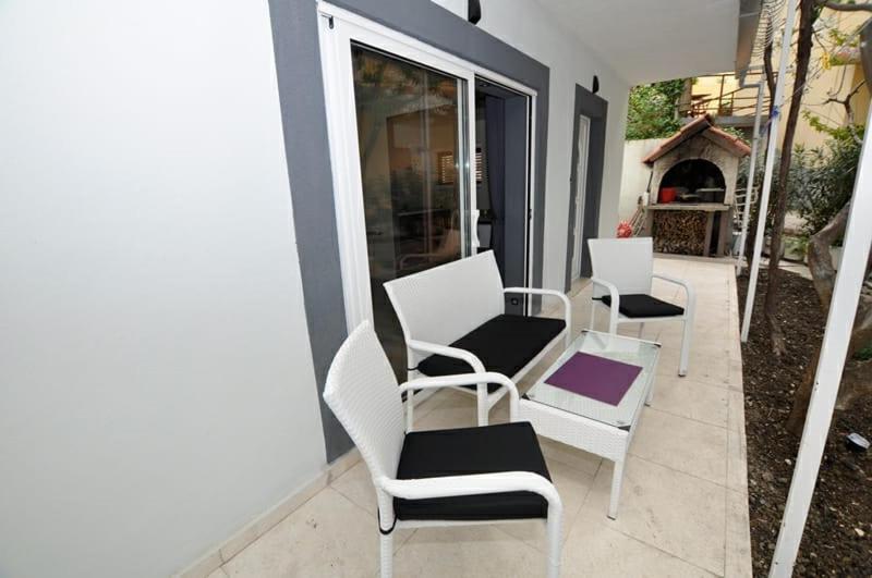Apartments Gabi โอมิช ภายนอก รูปภาพ
