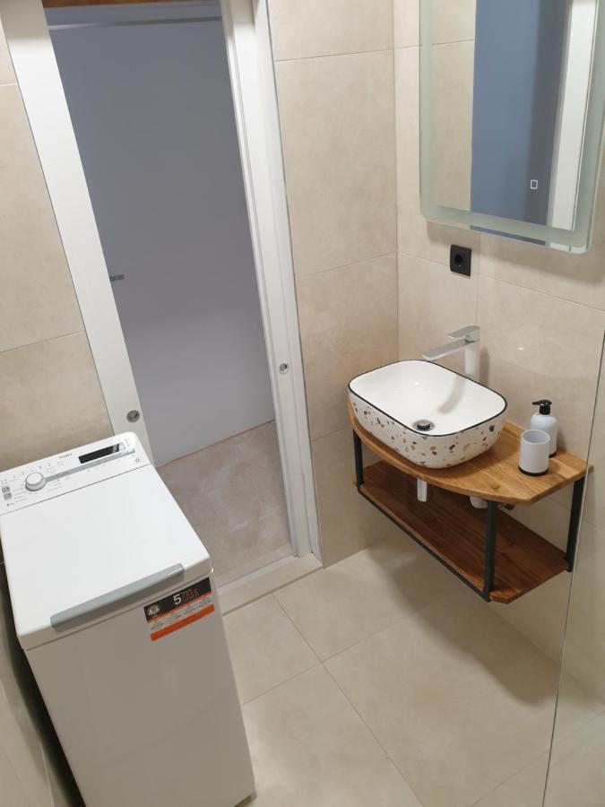 Apartments Gabi โอมิช ภายนอก รูปภาพ