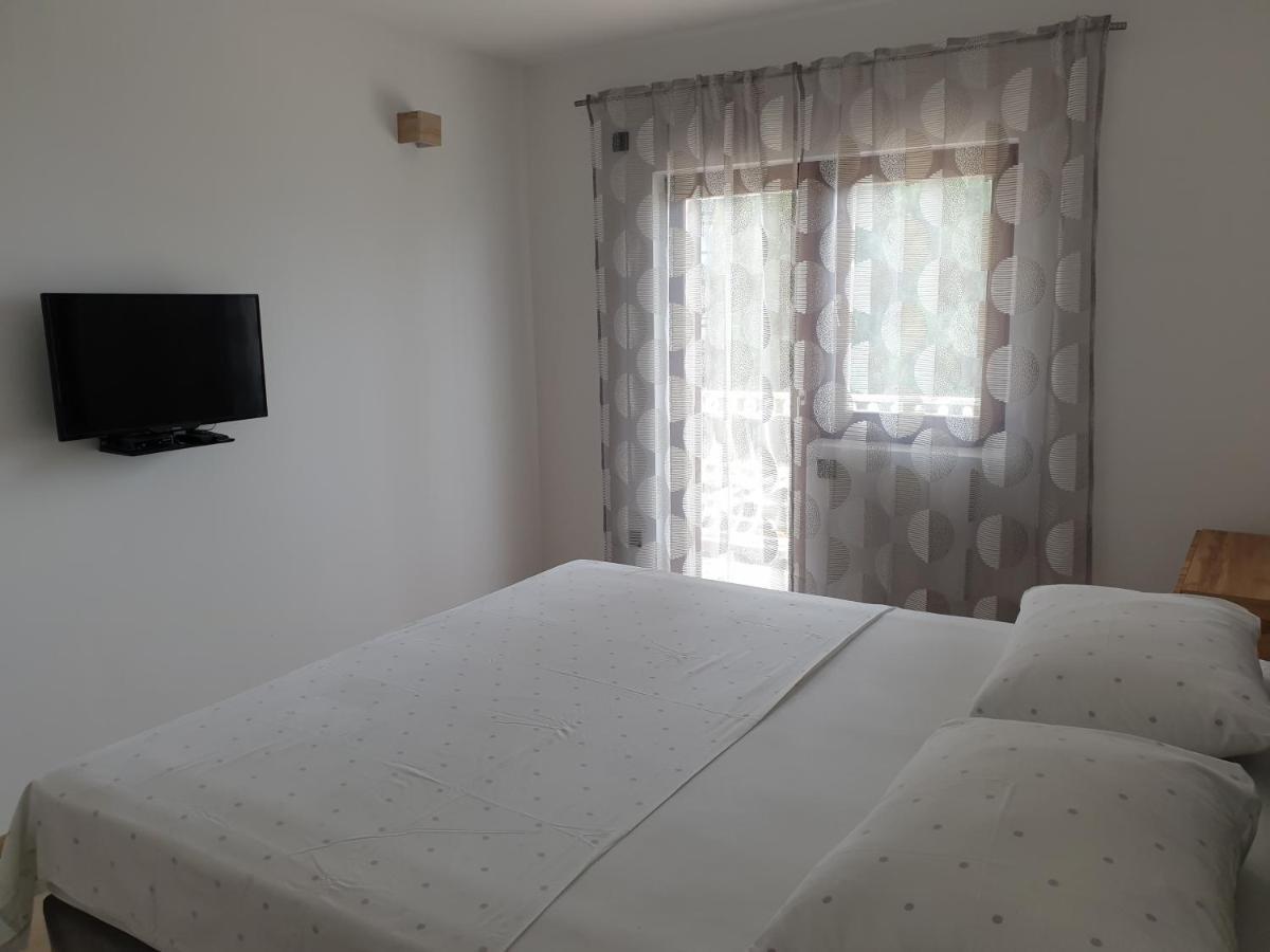 Apartments Gabi โอมิช ภายนอก รูปภาพ
