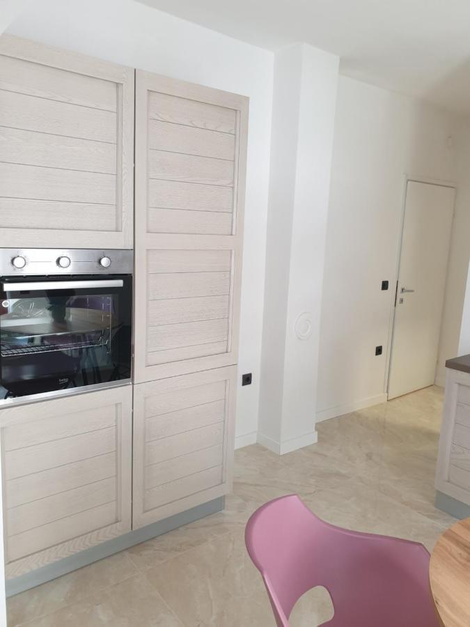 Apartments Gabi โอมิช ภายนอก รูปภาพ